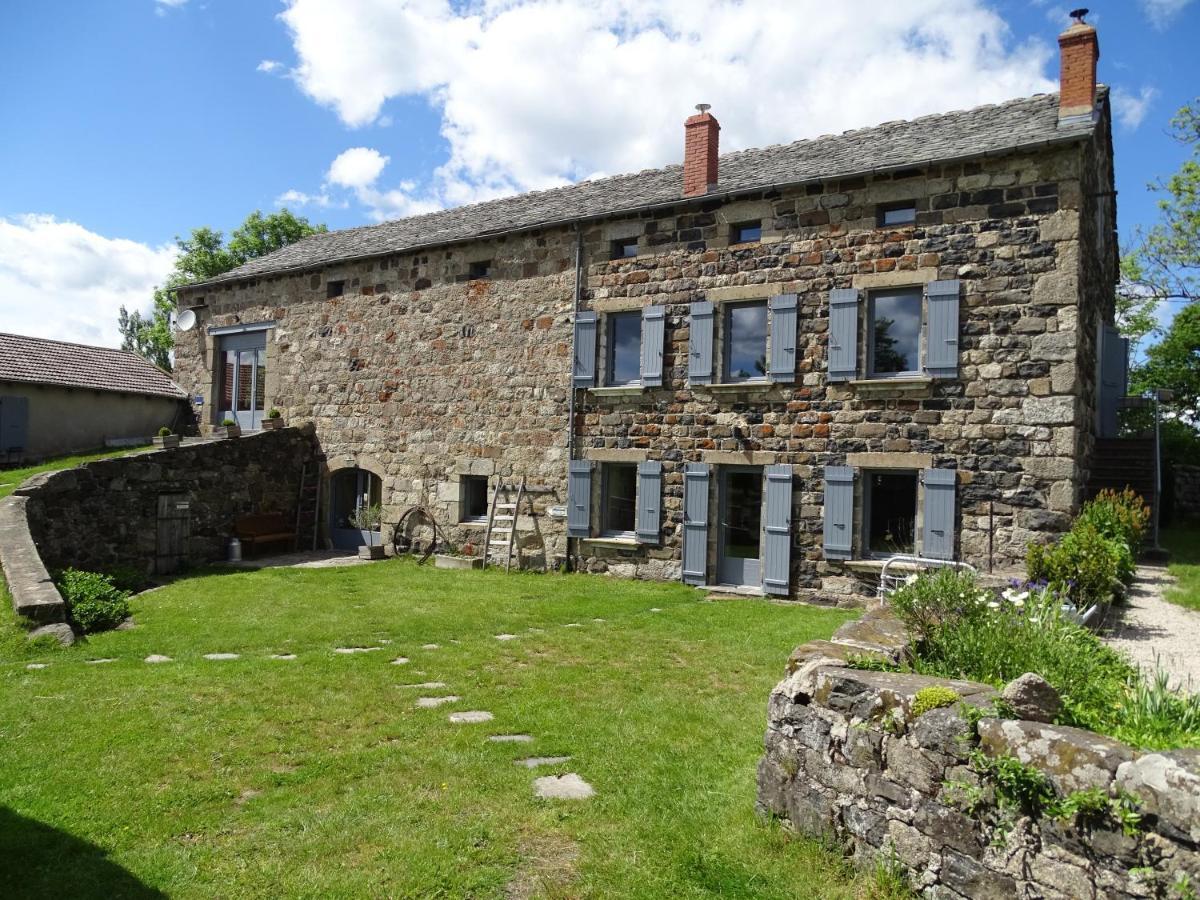 Saint-JeuresLa Ferme De Madelonnet住宿加早餐旅馆 外观 照片